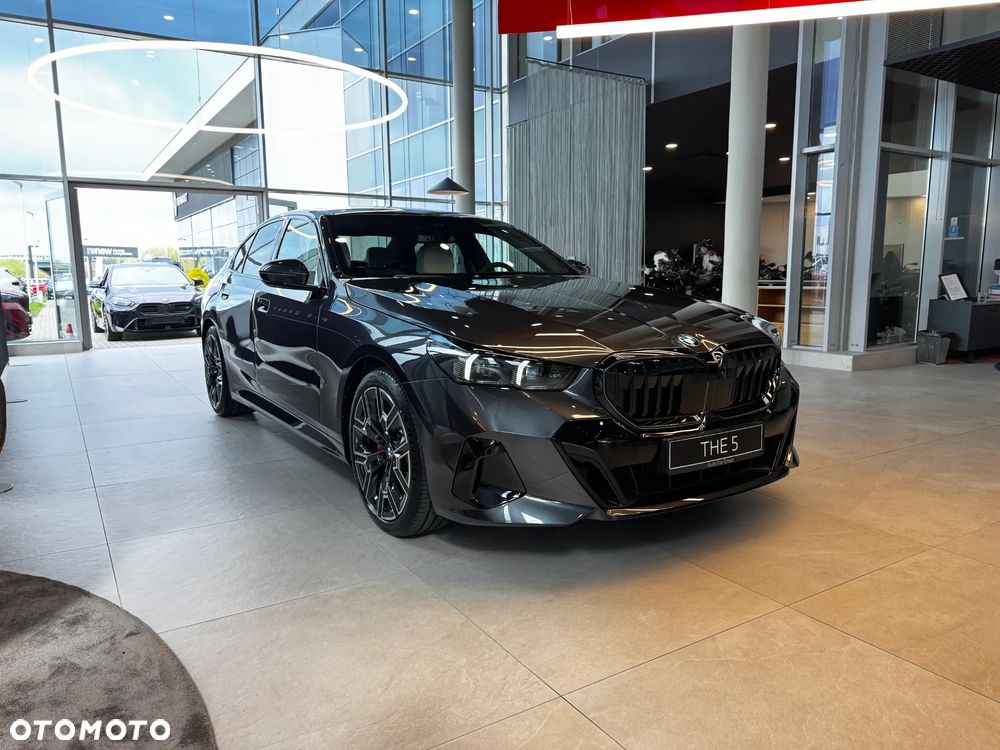 BMW Seria 5 520d xDrive mHEV M Sport Edition - 1