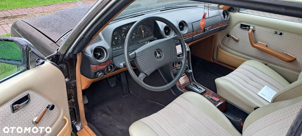 Mercedes-Benz W123 - 6