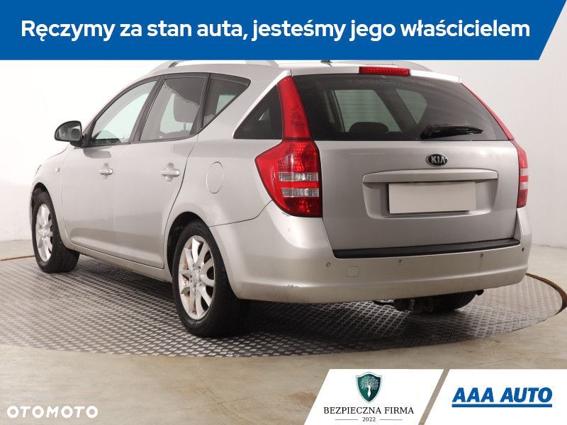 Kia Ceed - 6