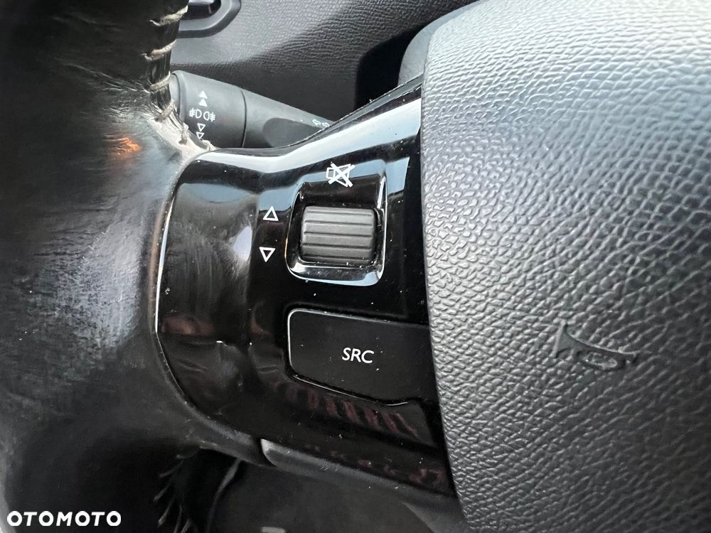 Peugeot 308 1.6 HDi Active - 11