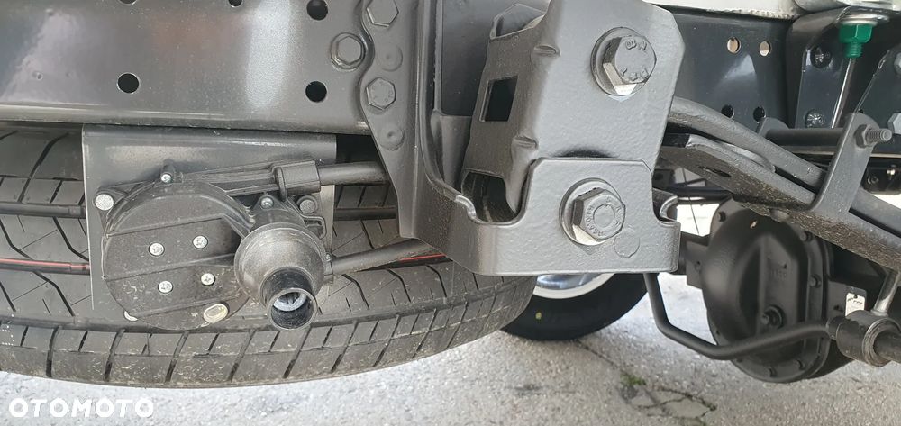 Iveco Daily 35S18 - 11