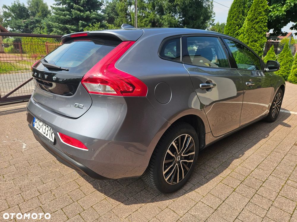 Volvo V40 D2 Momentum - 6