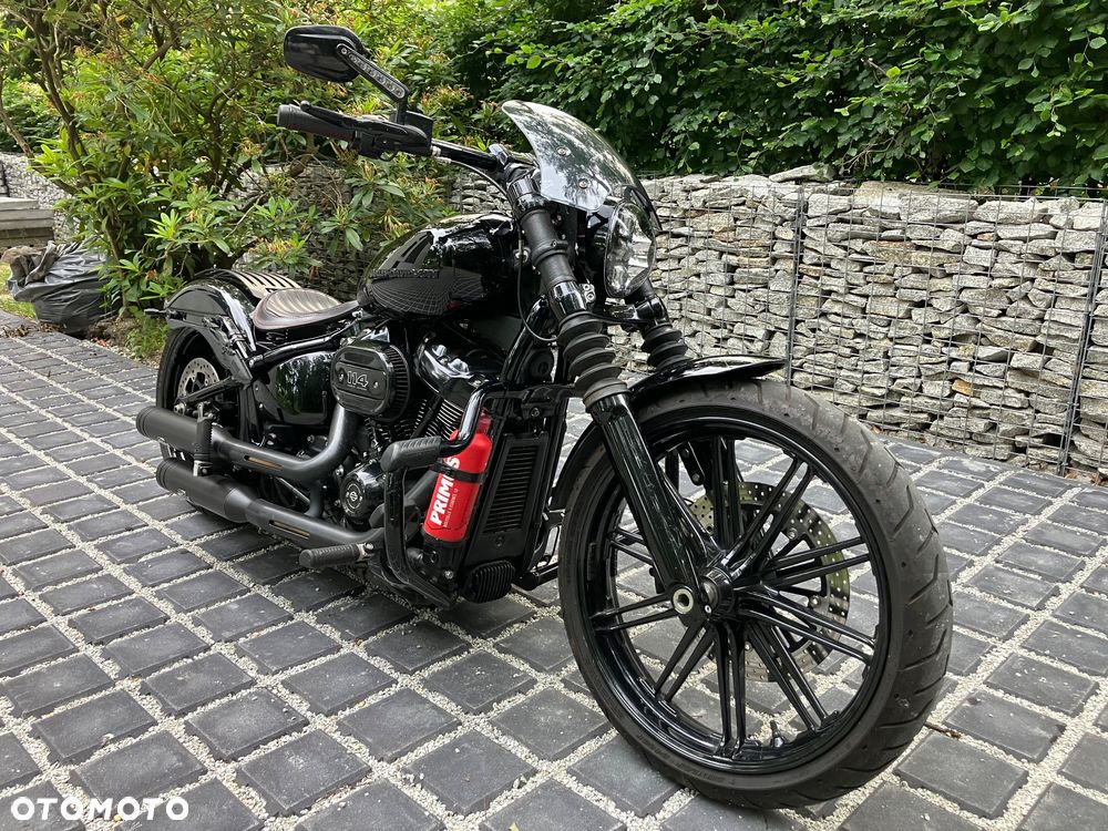 Harley-Davidson Softail Breakout - 8