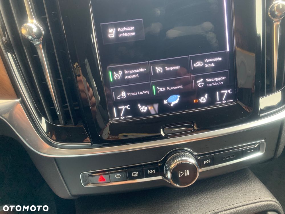 Volvo V90 D4 Inscription - 28