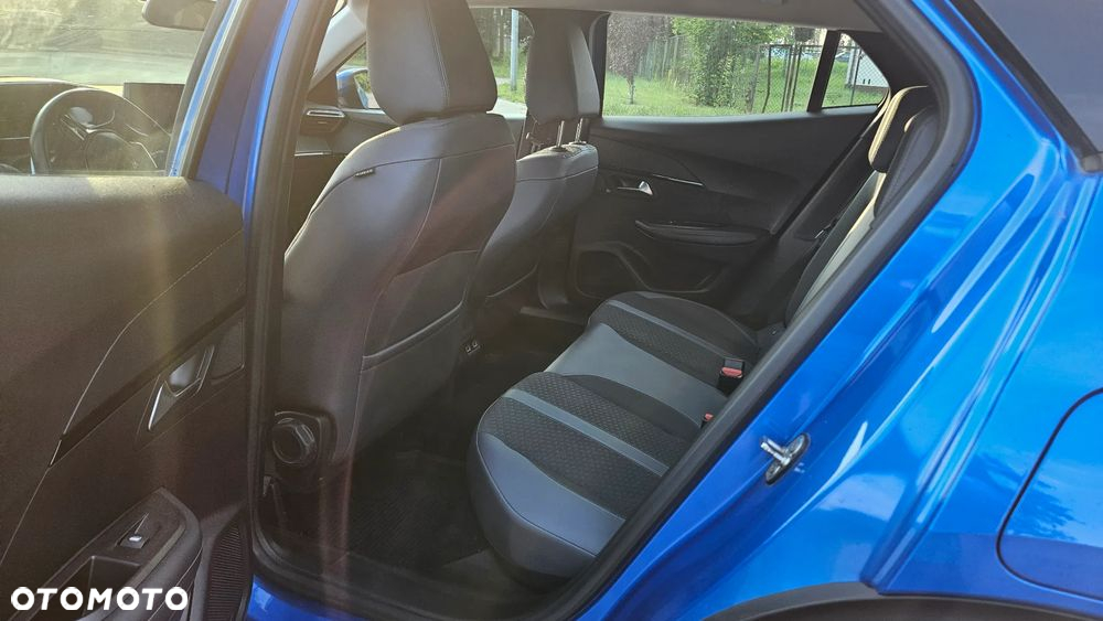 Peugeot 2008 1.2 PureTech Allure S&S EAT8 - 30