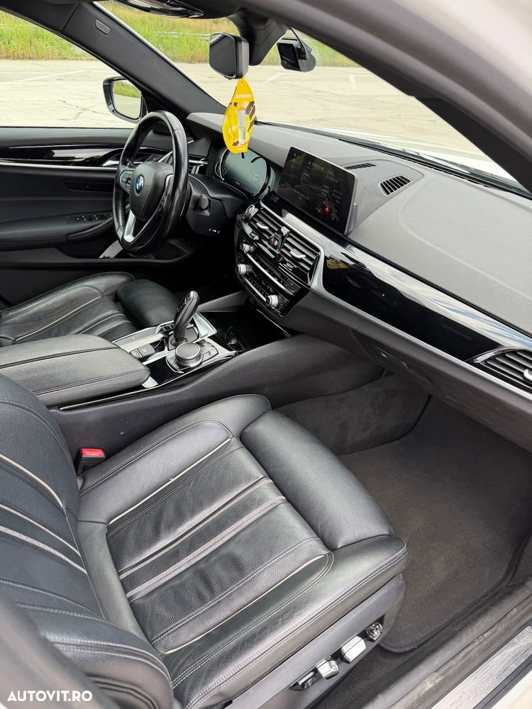 BMW Seria 5 520d EfficientDynamics Edition AT - 13