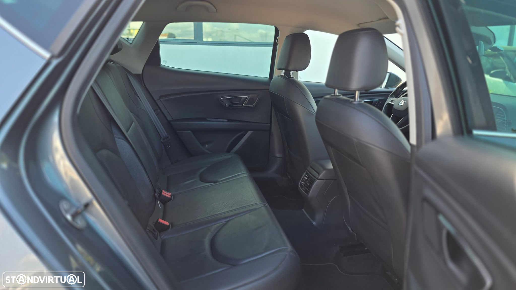 SEAT Leon 1.6 TDI Style S/S - 14