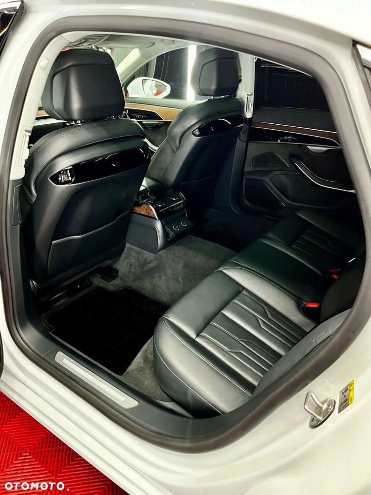 Audi A8 L 55 TFSI quattro tiptronic - 23