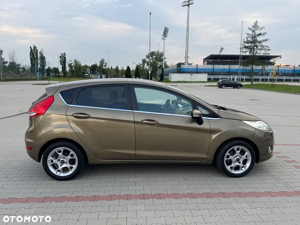Ford Fiesta 1.4 TDCi Titanium - 13