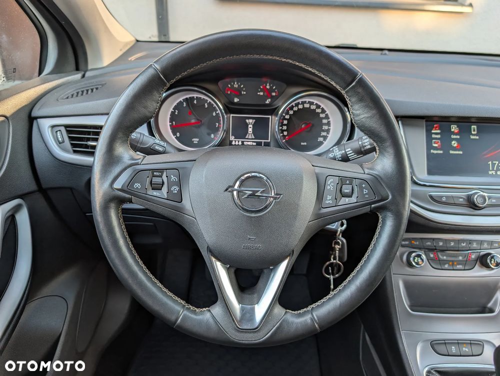 Opel Astra V 1.4 T Dynamic - 30