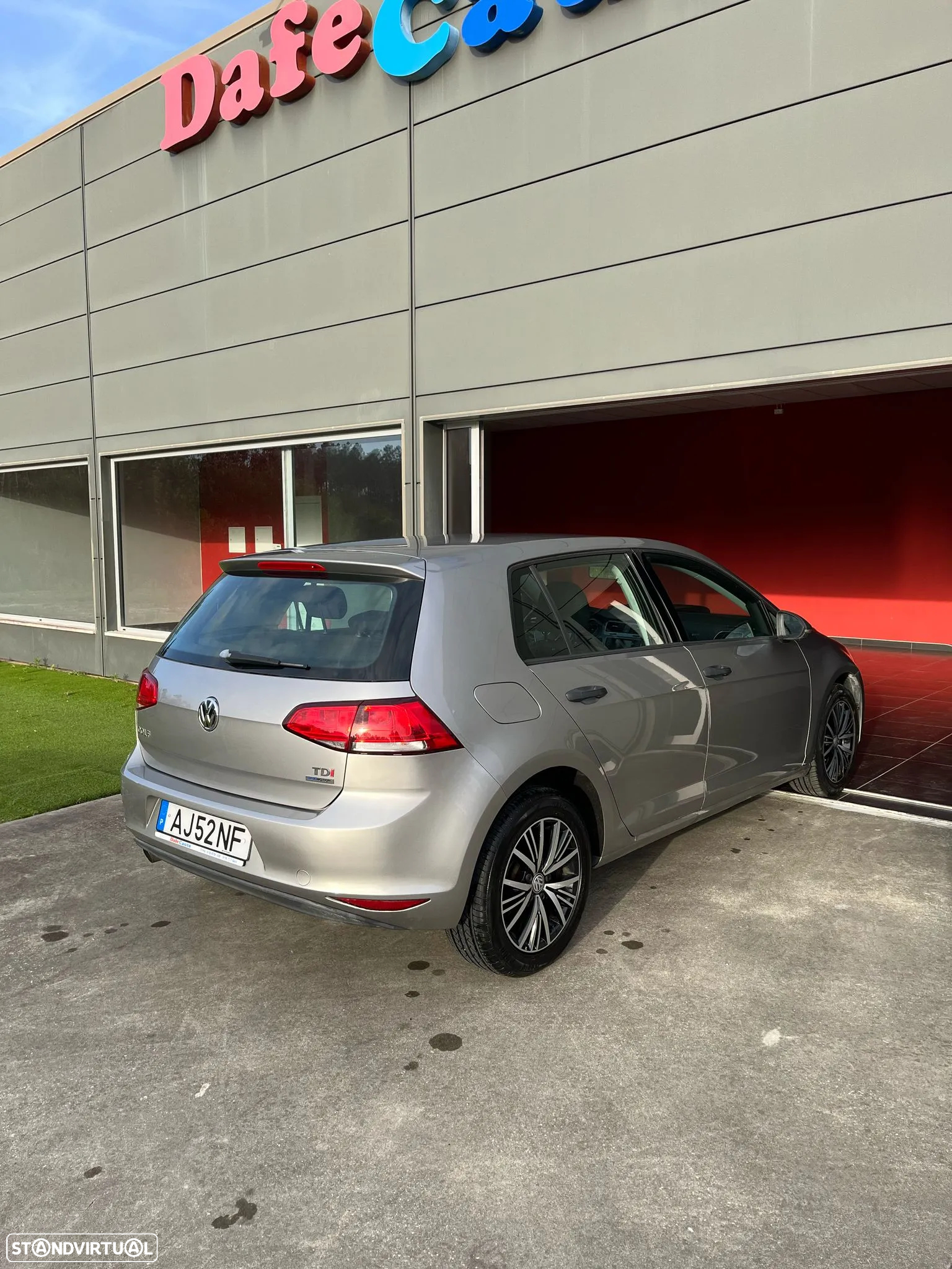 VW Golf 1.6 TDI 4Motion BlueMotion Comfortline - 4