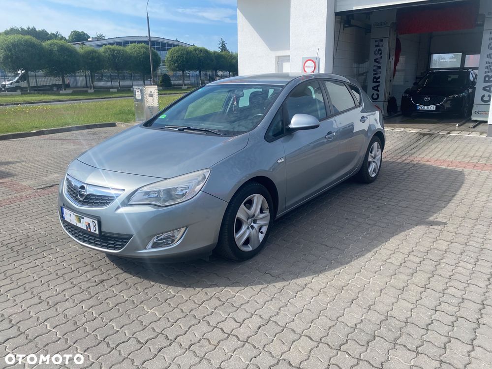 Opel Astra 1.6 Cosmo - 3