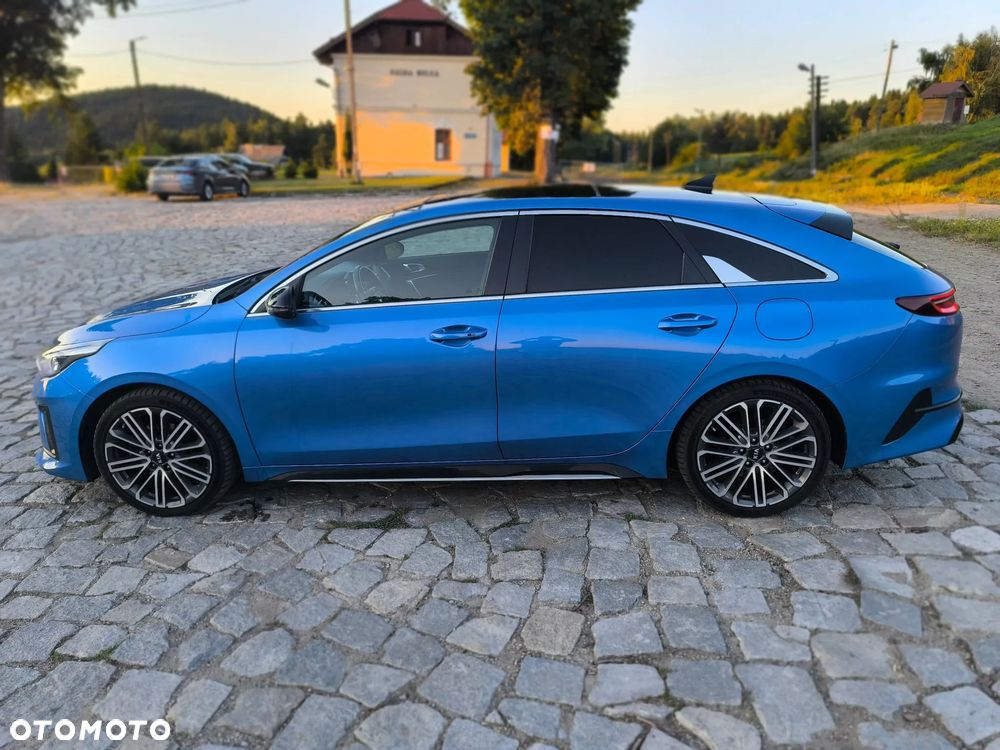 Kia ProCeed - 8