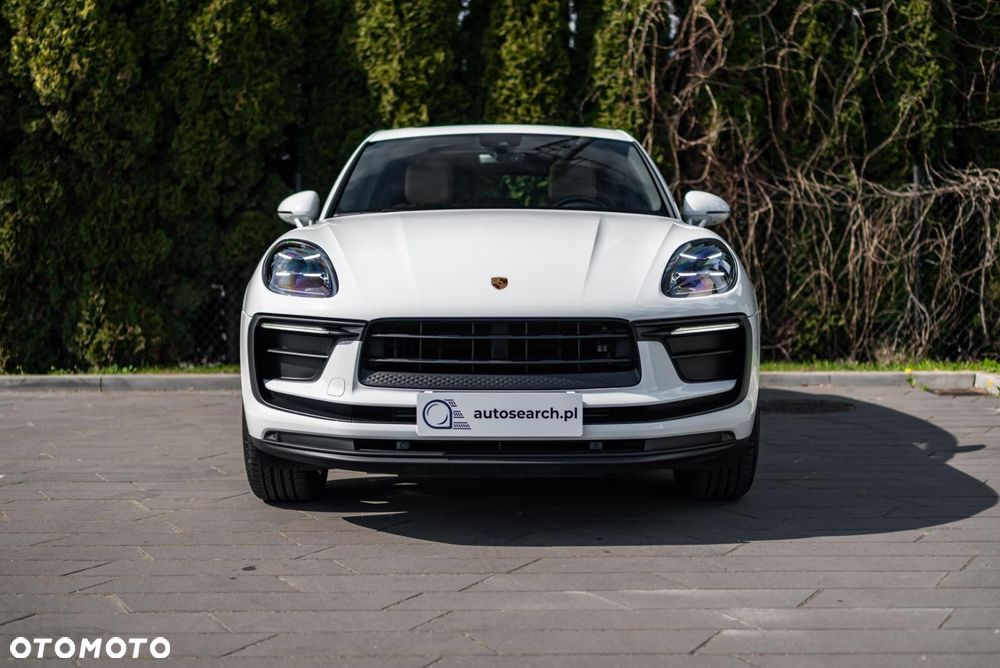 Porsche Macan Standard - 2