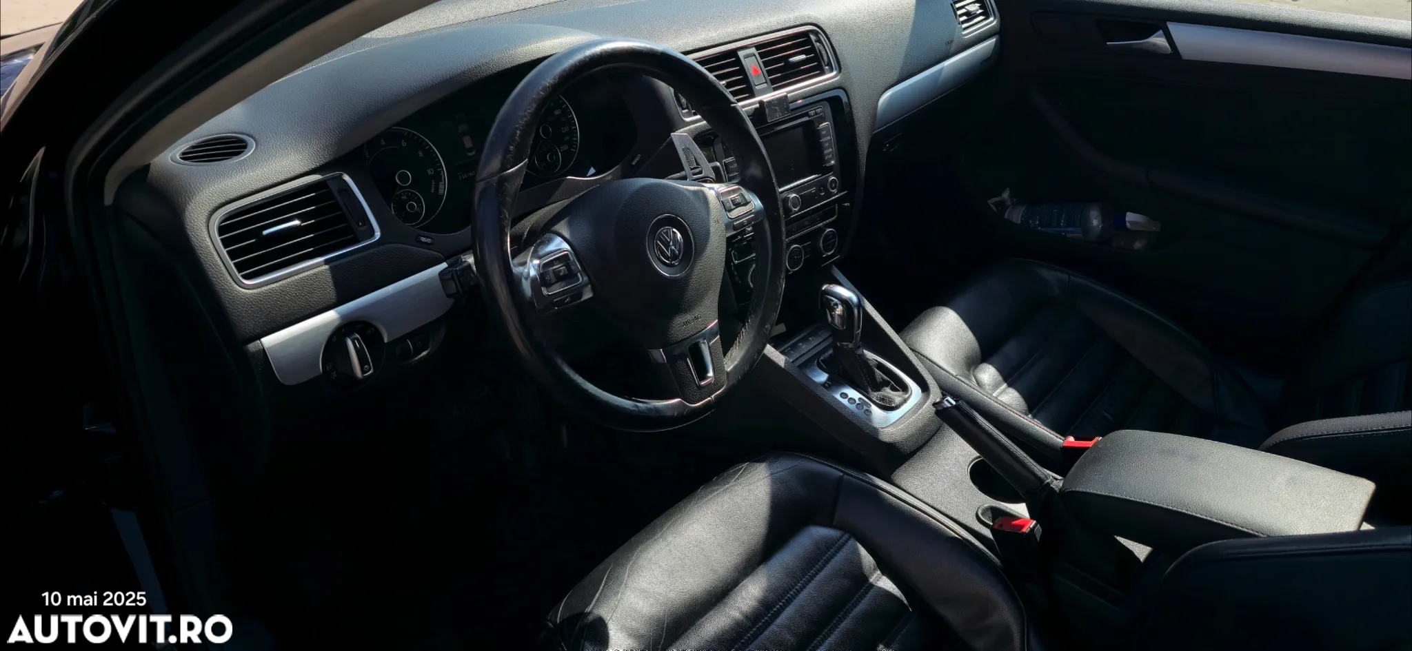 Volkswagen Jetta 1.4 Hybrid DSG Highline - 3