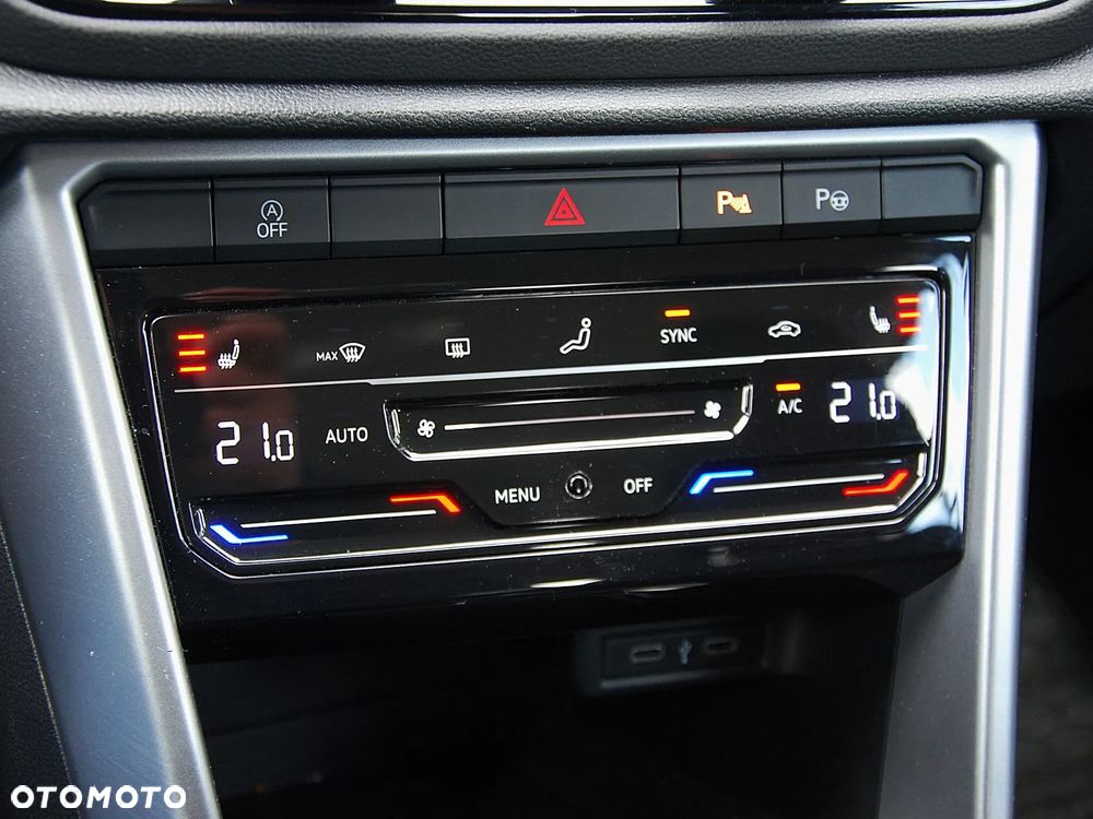 Volkswagen T-Roc 1.5 TSI Style - 12