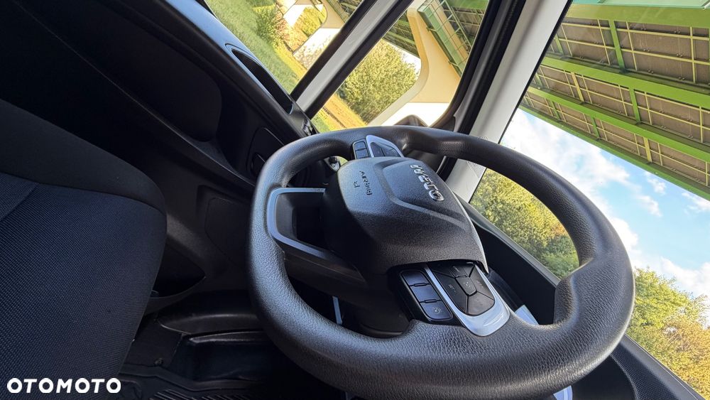 Iveco DAILY - 16