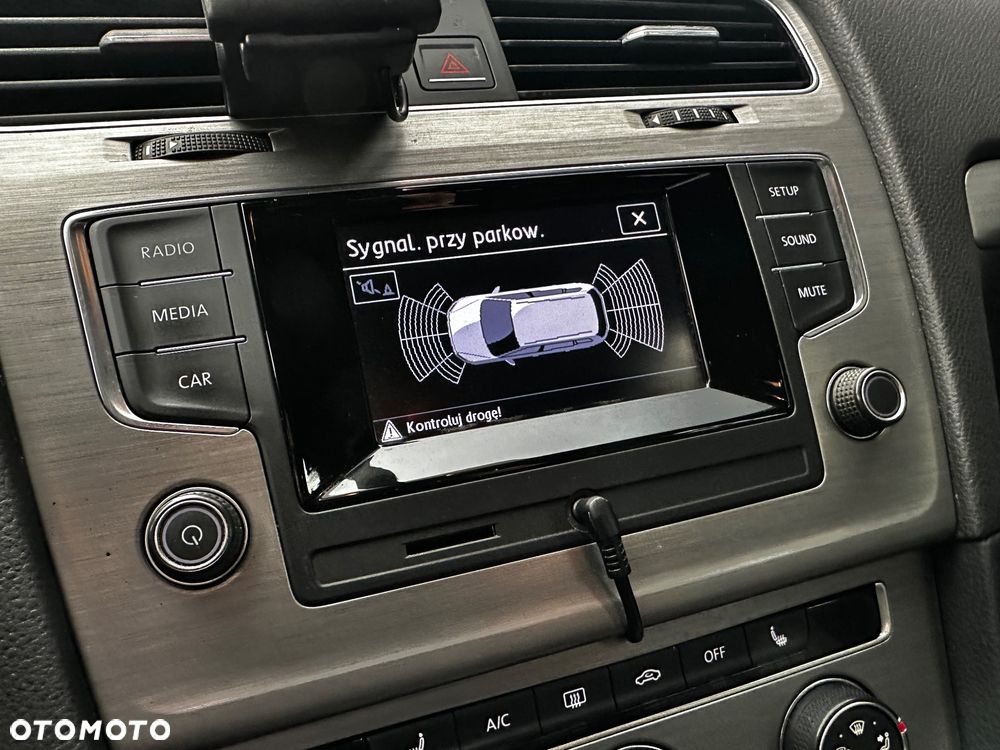 Volkswagen Golf Variant 2.0 TDI BlueMotion Technology Cup - 19