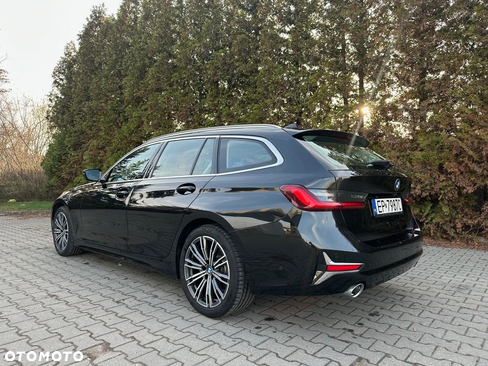 BMW Seria 3 320d MHEV Luxury Line - 8