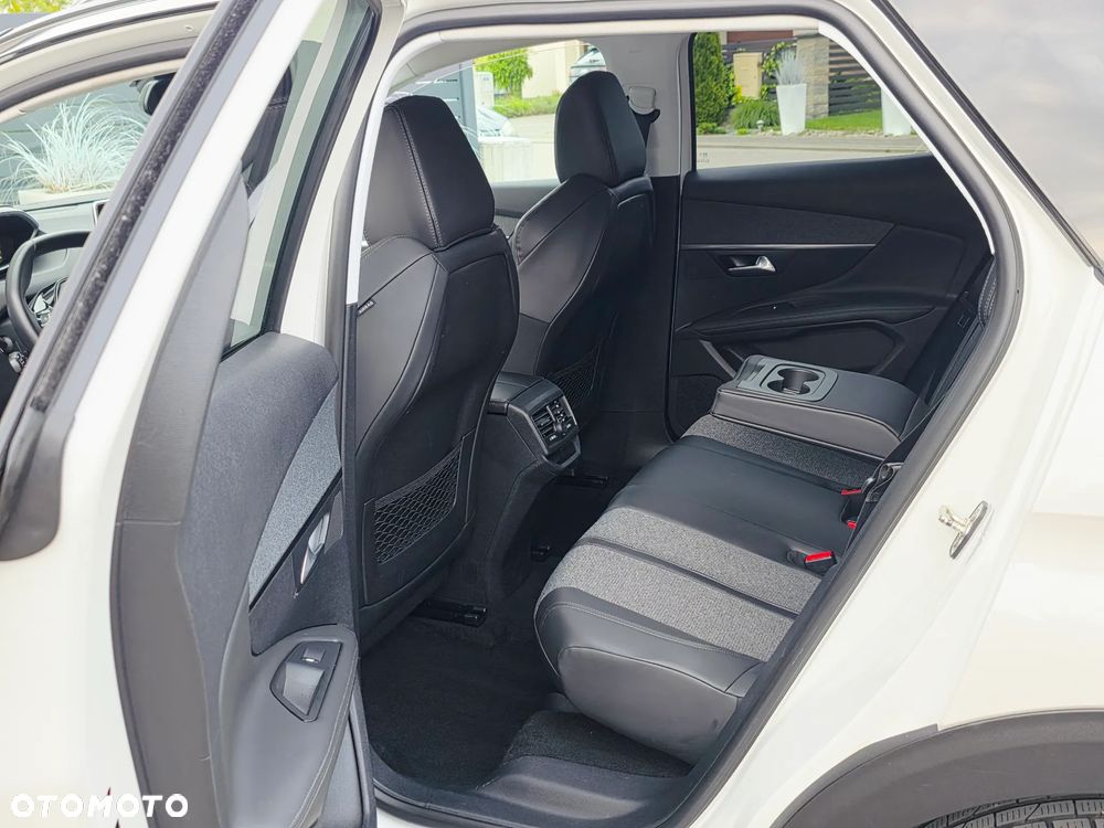 Peugeot 3008 PureTech 130 Stop & Start Allure - 11