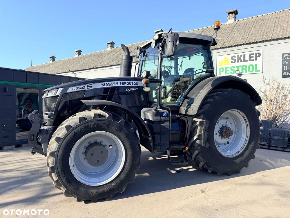 Massey Ferguson 8740 S - 2