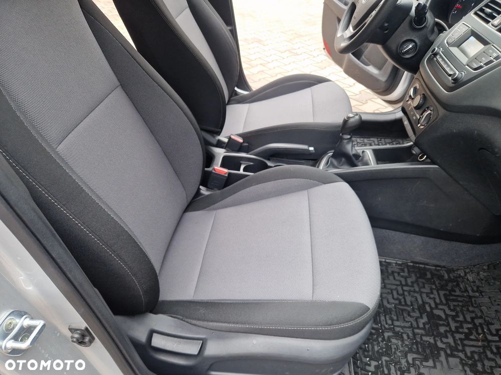 Hyundai i20 1.2 Comfort - 25