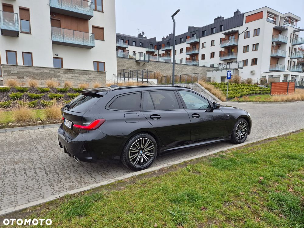 BMW Seria 3 320d xDrive M Sport Sport - 11