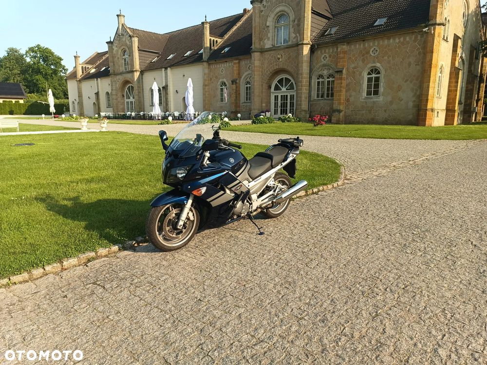 Yamaha FJR - 1