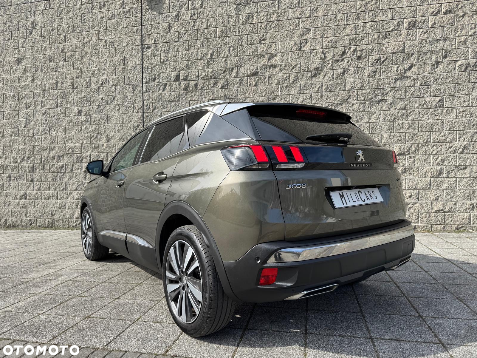 Peugeot 3008 2.0 BlueHDi GT S&S EAT8 - 13