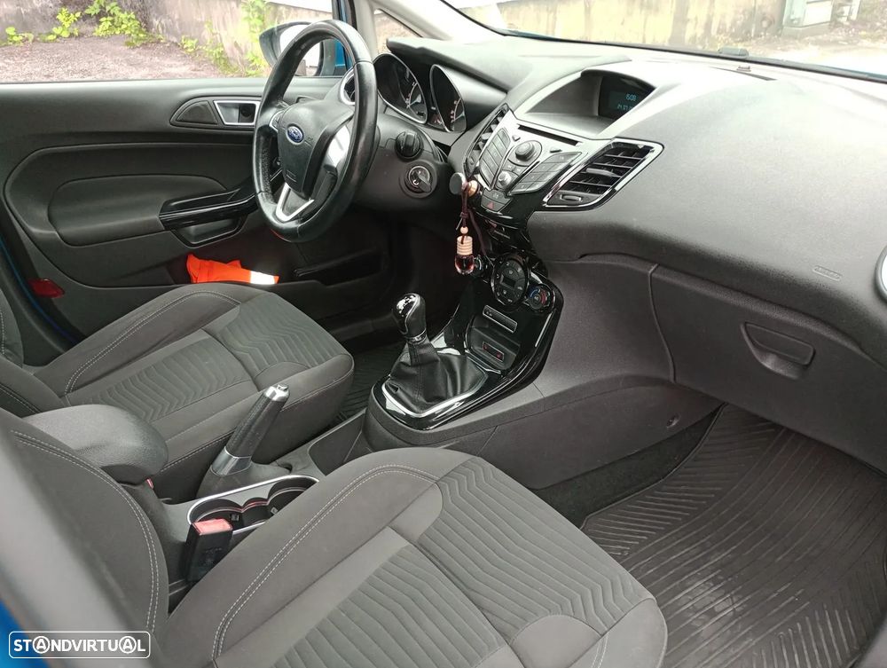 Ford Fiesta 1.0 T EcoBoost STLine - 10