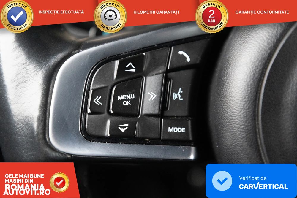 Jaguar XE 2.0 AWD R-Sport - 15