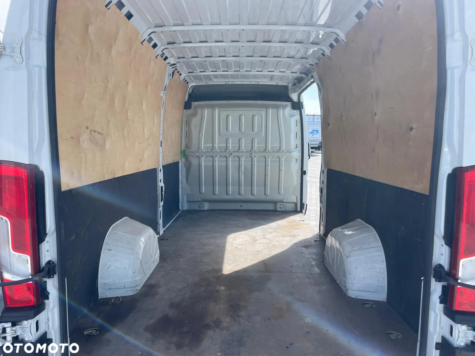Peugeot BOXER L4H2 MAXI  Salon PL - 11