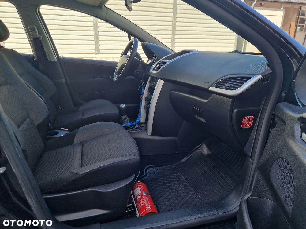Peugeot 207 1.4 U Move - 6
