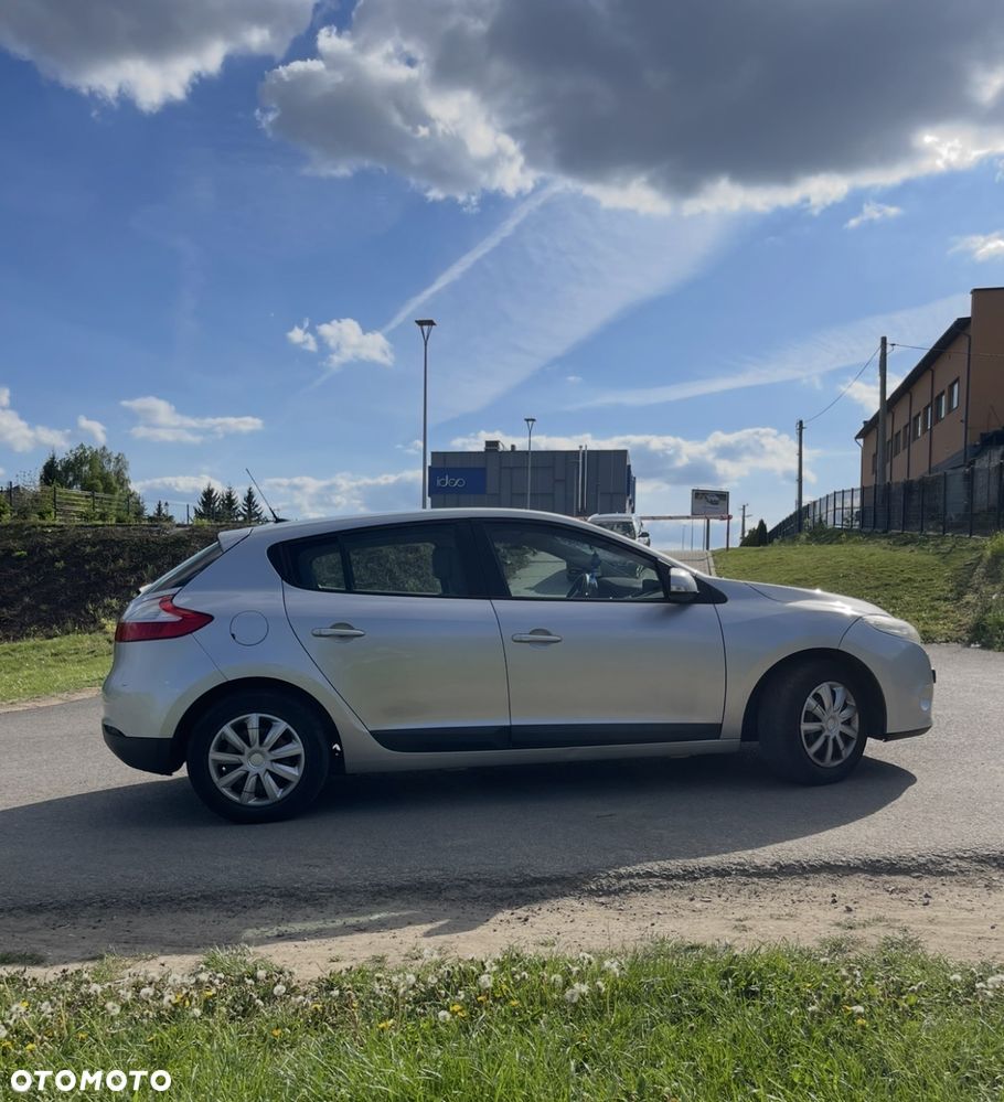 Renault Megane 1.5 dCi Dynamique - 6