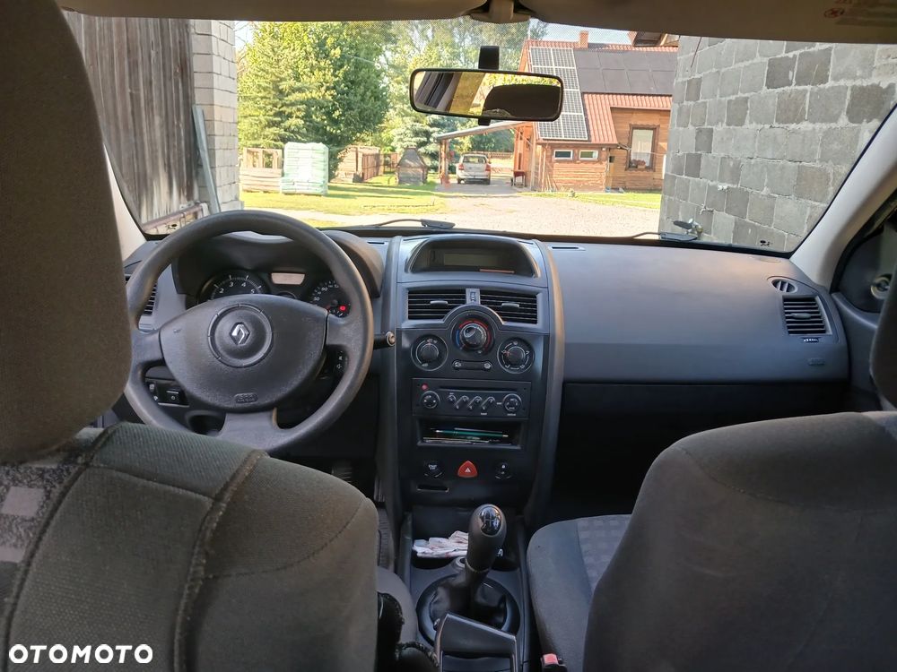 Renault Megane 1.6 16V Authentique - 11