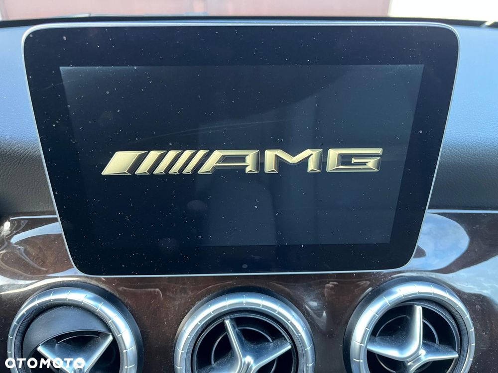 Mercedes-Benz CLA 250 4Matic 7G-DCT - 20