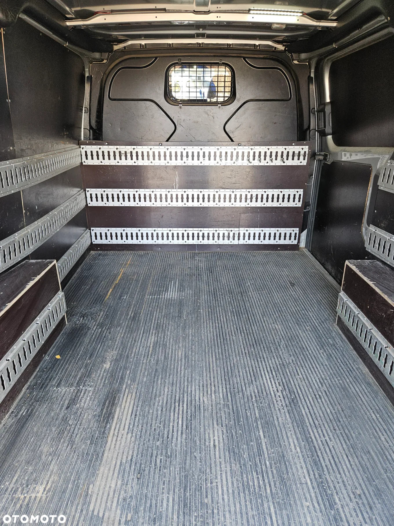 Ford Transit Custom 290 L1H1 Limited - 17