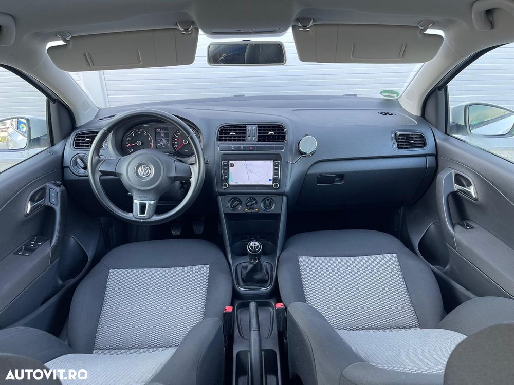 Volkswagen Polo 1.2 TSI Life - 6