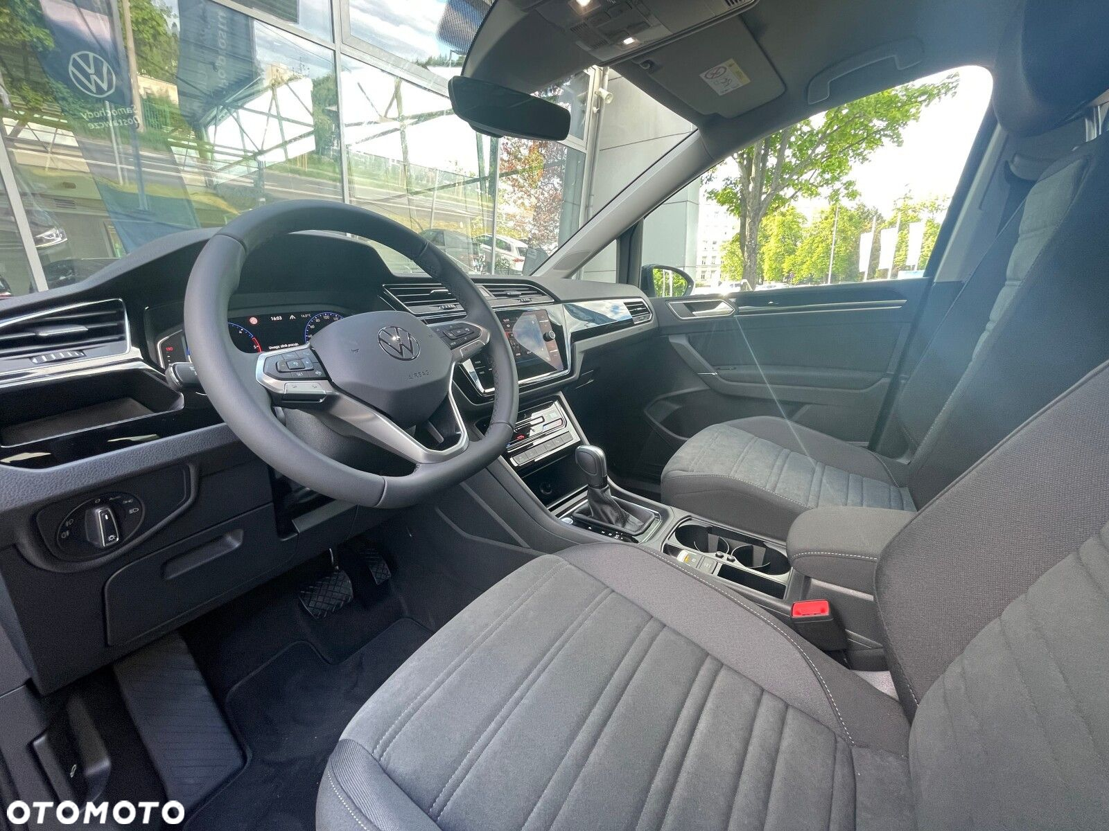 Volkswagen Touran 1.5 TSI EVO Highline DSG - 11