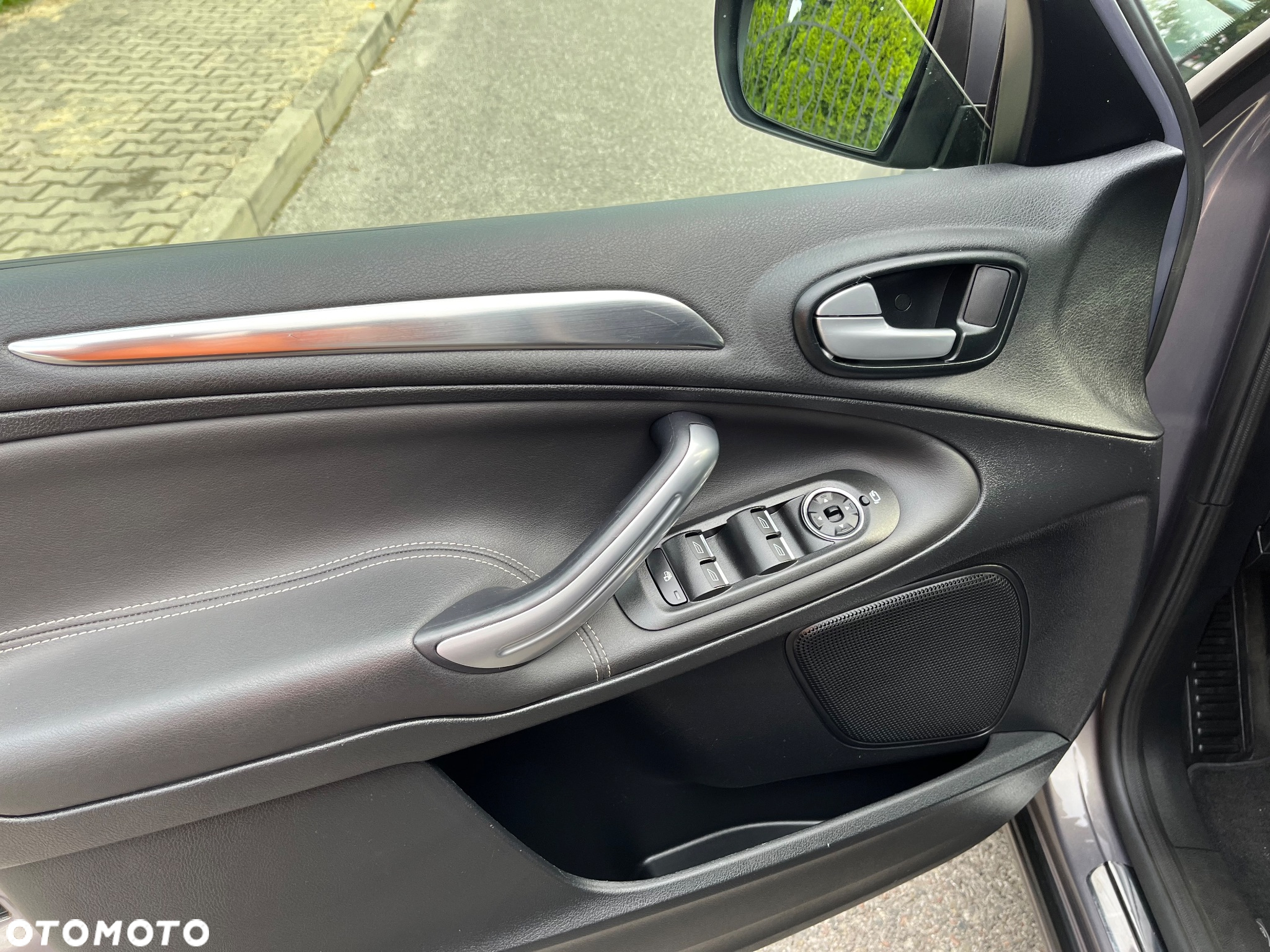 Ford S-Max 1.6 TDCi DPF Titanium - 16