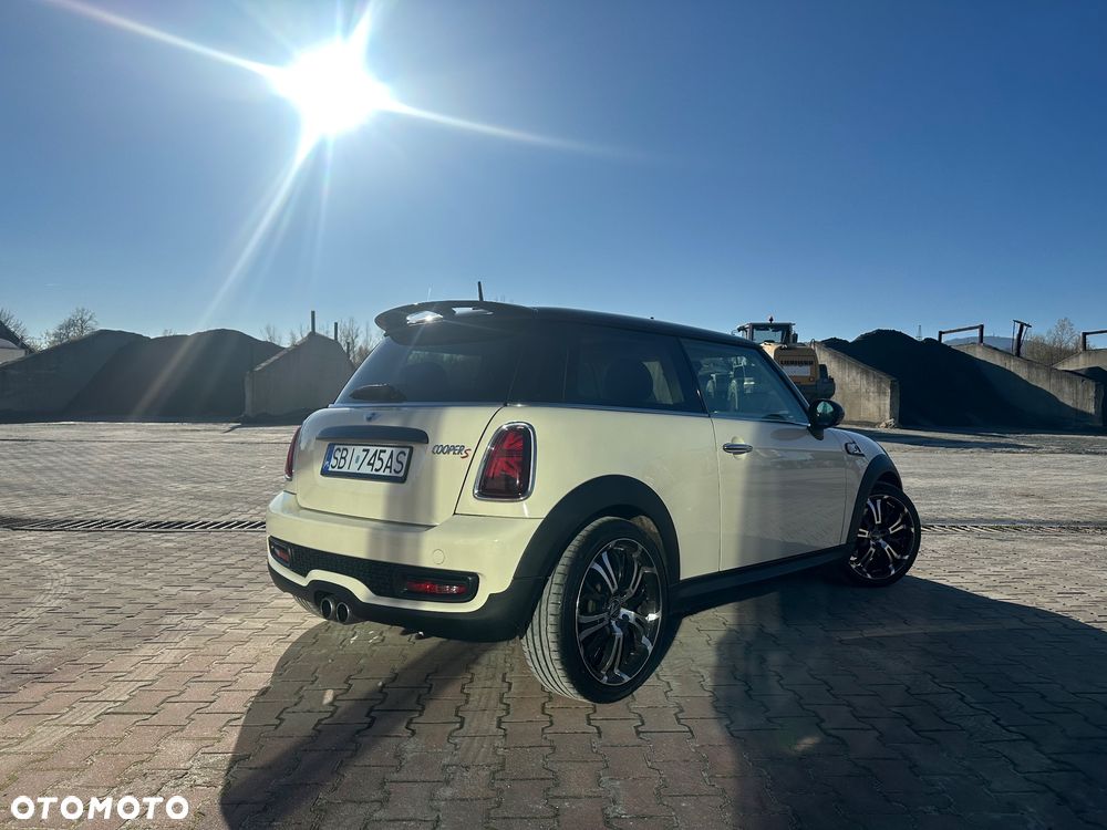 MINI Cooper S - 3