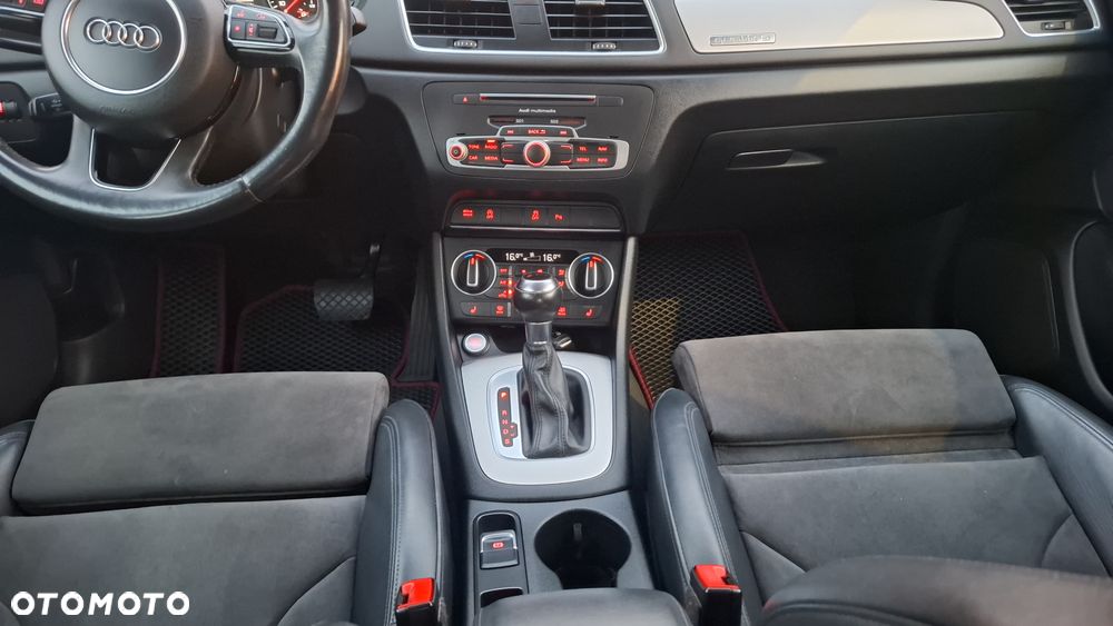 Audi Q3 2.0 TFSI Quattro Sport S tronic - 23