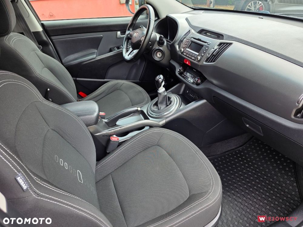 Kia Sportage - 16