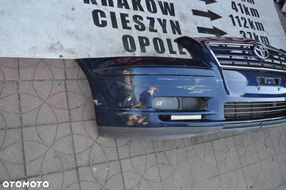 toyota avensis T25 zderzak nr 50596 WYSYŁKA - 4