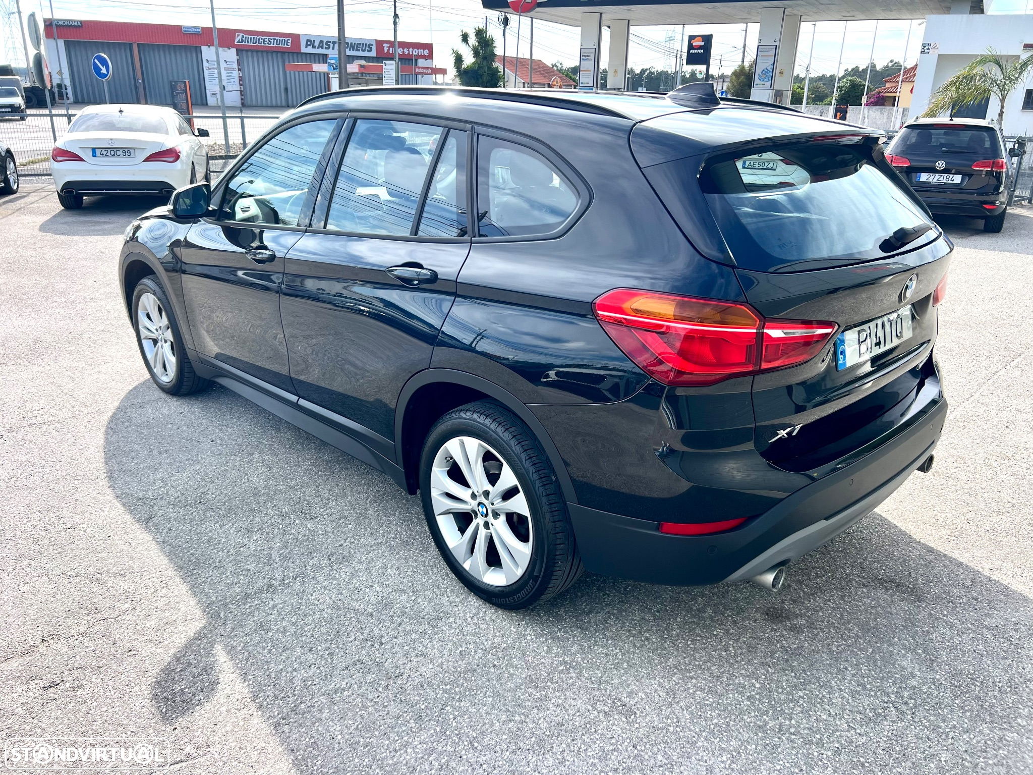 BMW X1 18 d sDrive Auto Line Sport - 3