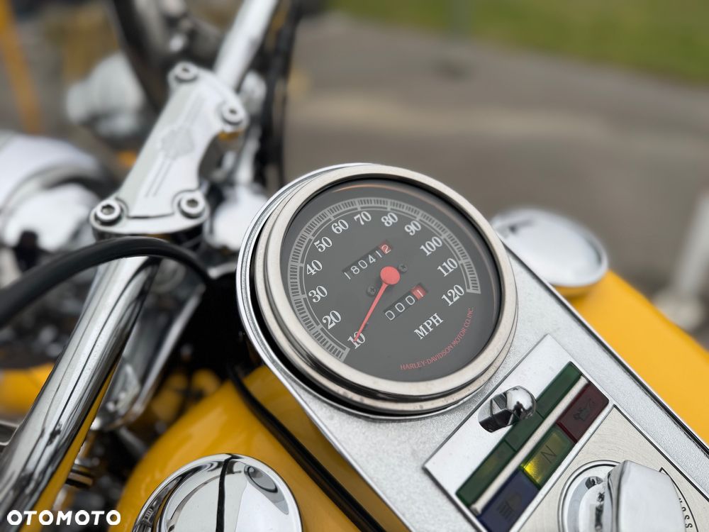 Harley-Davidson Softail Heritage Classic - 11