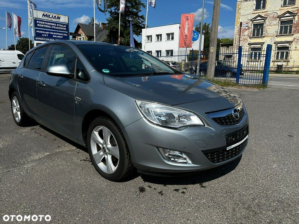 Opel Astra - 2