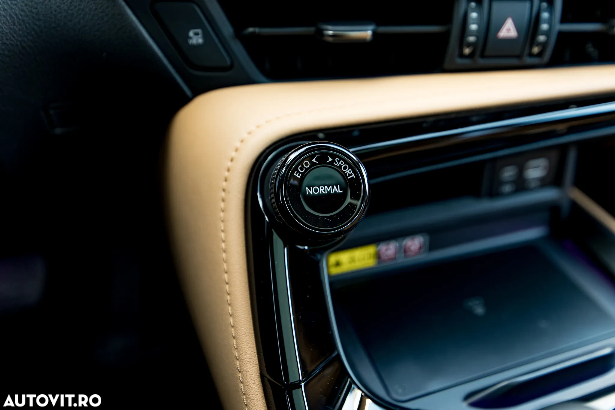 Lexus Seria NX 350h AWD CVT HEV Executive - 26