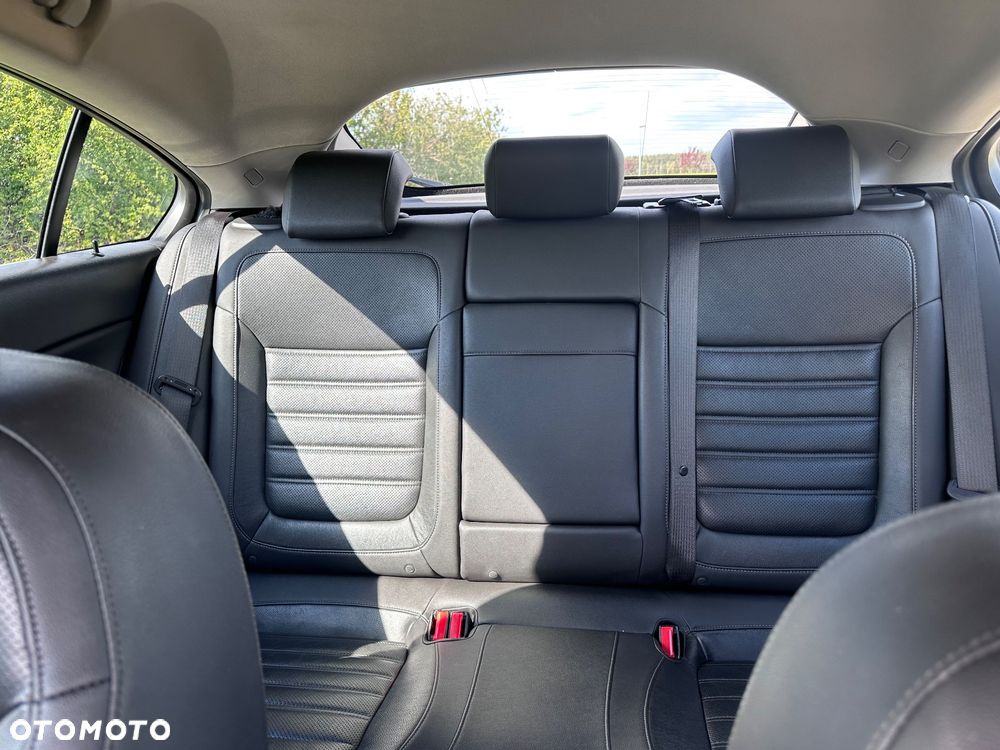 Opel Insignia - 12