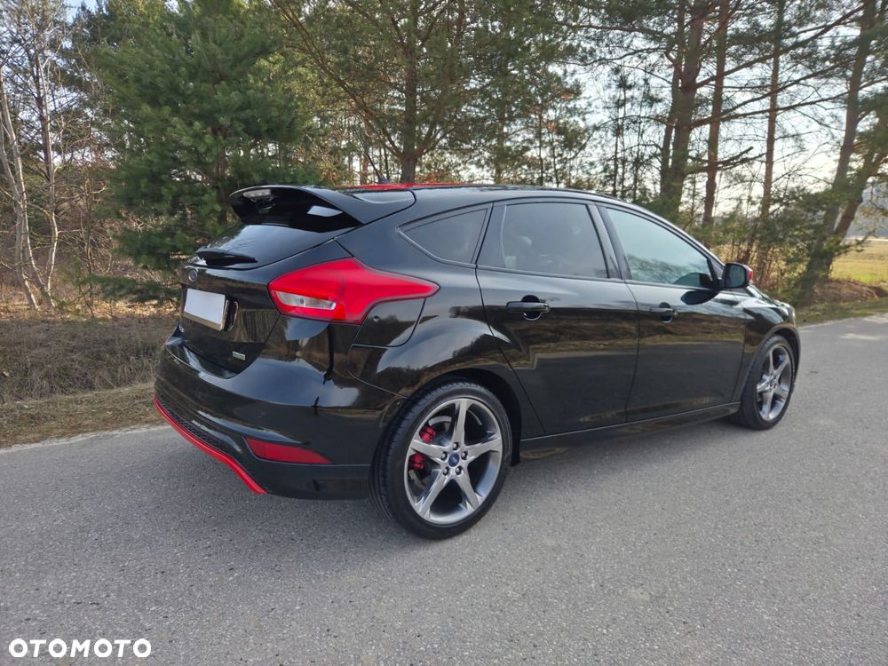 Ford Focus 1.0 EcoBoost ST-Line Red ASS - 4